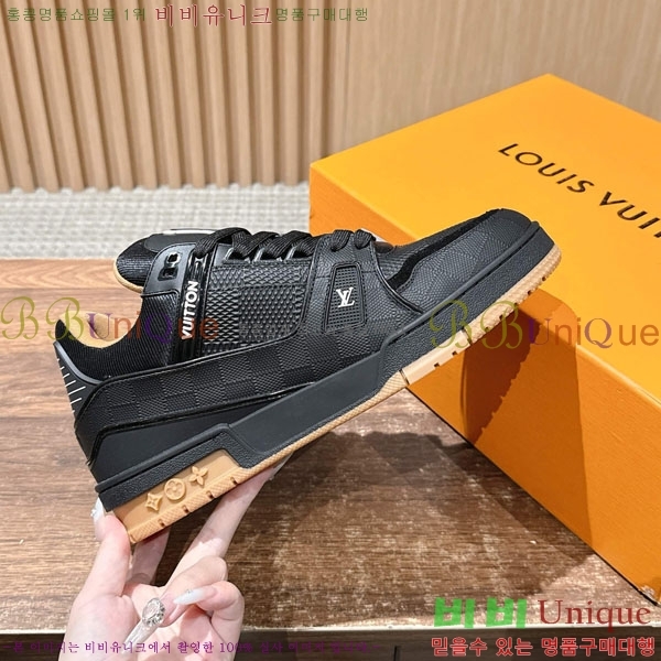 ���̺��� 𝐋-𝐓𝐑𝐀𝐈𝐍𝐄𝐑 ����Ŀ�� �������� L201990-7