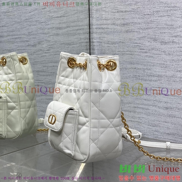 # Caro  Ƽĳ ü  M00531-1