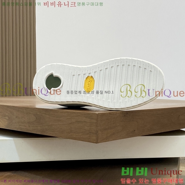 ���� ��**�� ����Ŀ�� MO286903-3