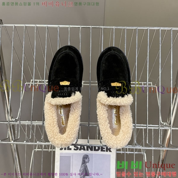 ���� �̿�̿� �� ���� 34MU66905