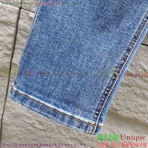 ���� �̿�̿� û���� M526612