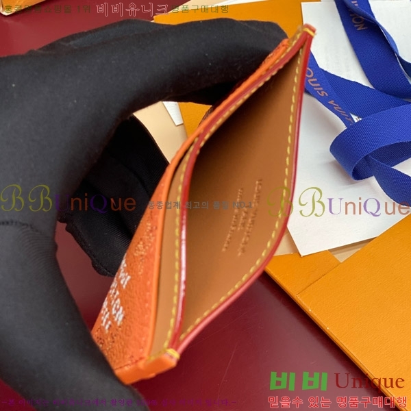 #���̺��� ī�� Ȧ�� M27115-103