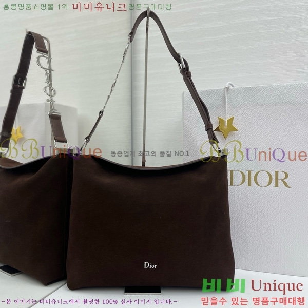 #��� ���ʼ� �ش��� JONATHAN ANDERSON ȣ���� M856325-4