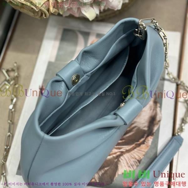 #��� ���� ü�ι� M0714-108