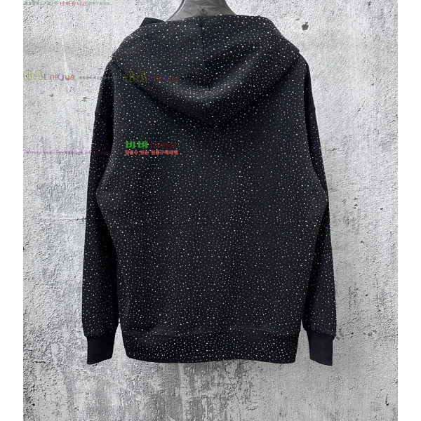 ���� �߷��þư� �ĵ�Ƽ BA543619-2