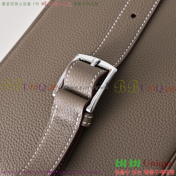 #޽  ٵ   H085735-102