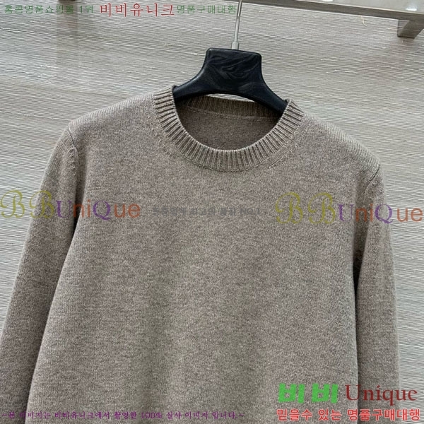 ���� ��**�� ������ MAXM5112456-6