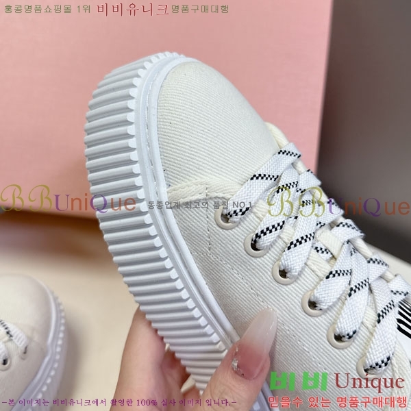 �̿�̿� ����Ŀ�� MU221665-2