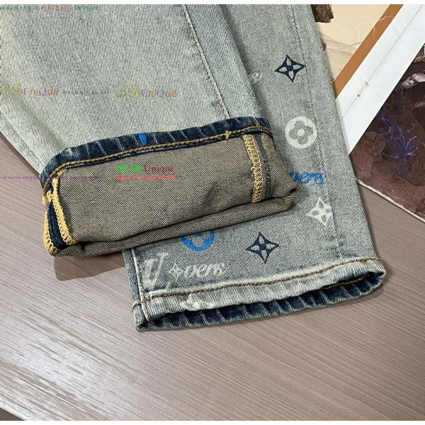 ���� ���̺��� û���� LV245369