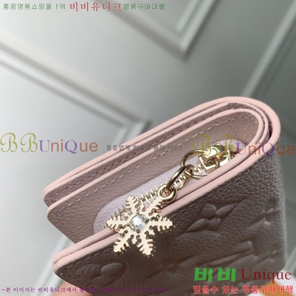 #���̺��� ���������� Ŭ���� ��������� M27072-101