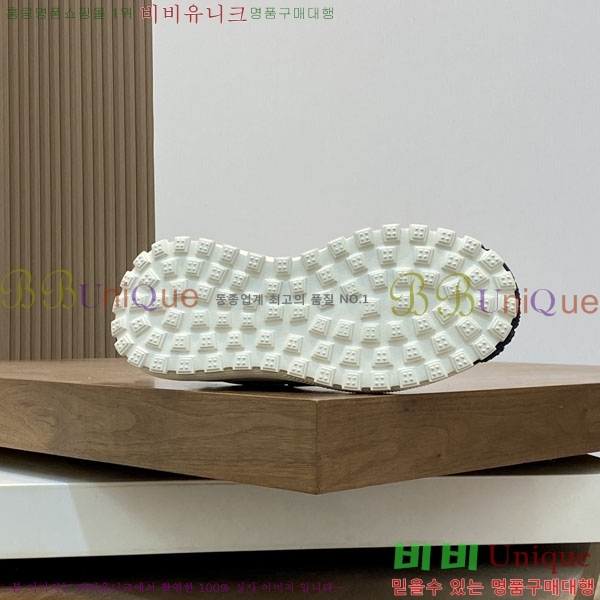 ���� ��**�� ����Ŀ�� MO6033021-2