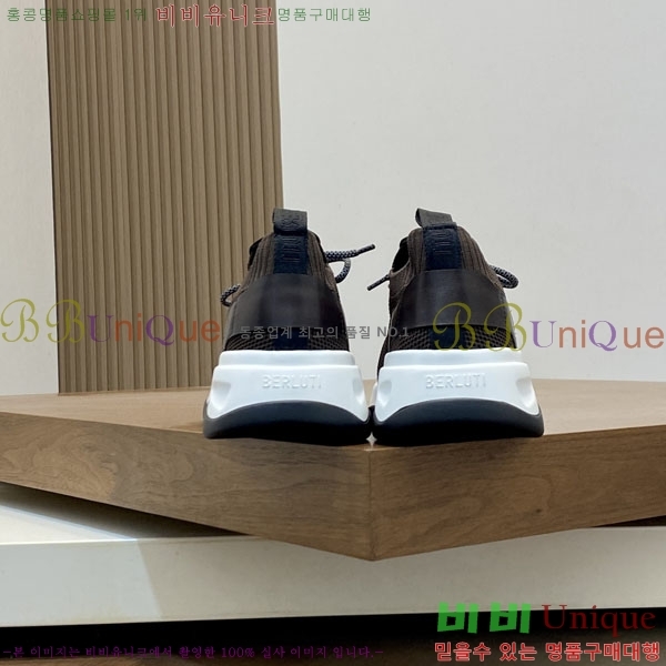 ���� ���ڷ� ��ġ�ڸ� ����Ŀ�� BC530366-1