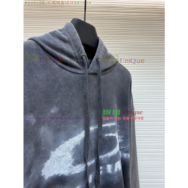 ���� �߷��þư� ������ �ĵ�Ƽ 20LWE410500-3