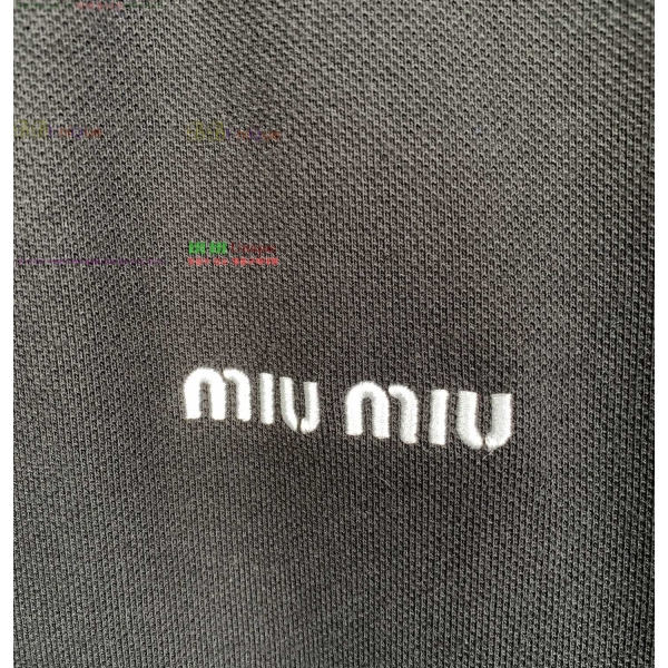 ���� �̿�̿� ���� Ƽ���� M0183537-3