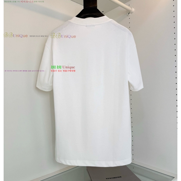 ���� �߷��þư� ���� Ƽ���� BA272640-1