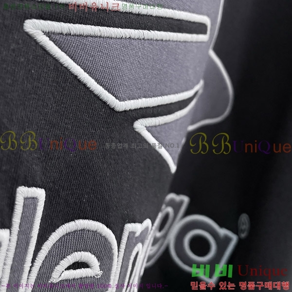 ���� �߷��þư� ���� Ƽ���� BA475632-2