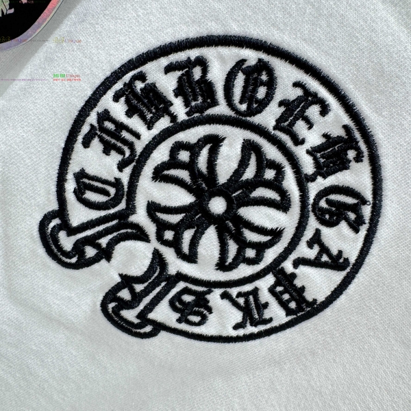 ���� ũ������ ���� Ƽ���� CH875352-1