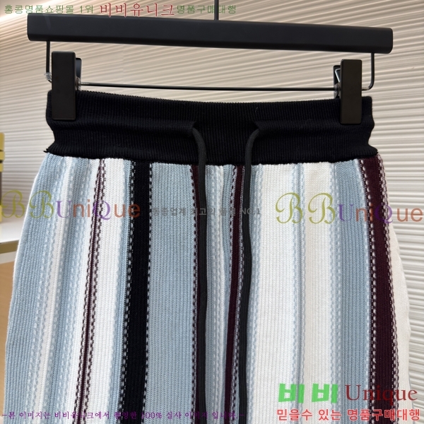 ���� ����*�� ĳ�־� �ݹ��� 24DR264115-1