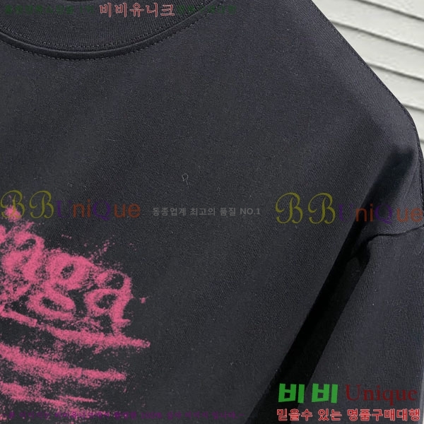 ���� �߷��þư� ���� Ƽ���� BA24390