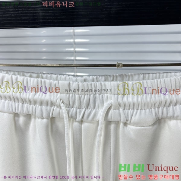 ���� �߷��þư� �ݹ��� BA136497-1